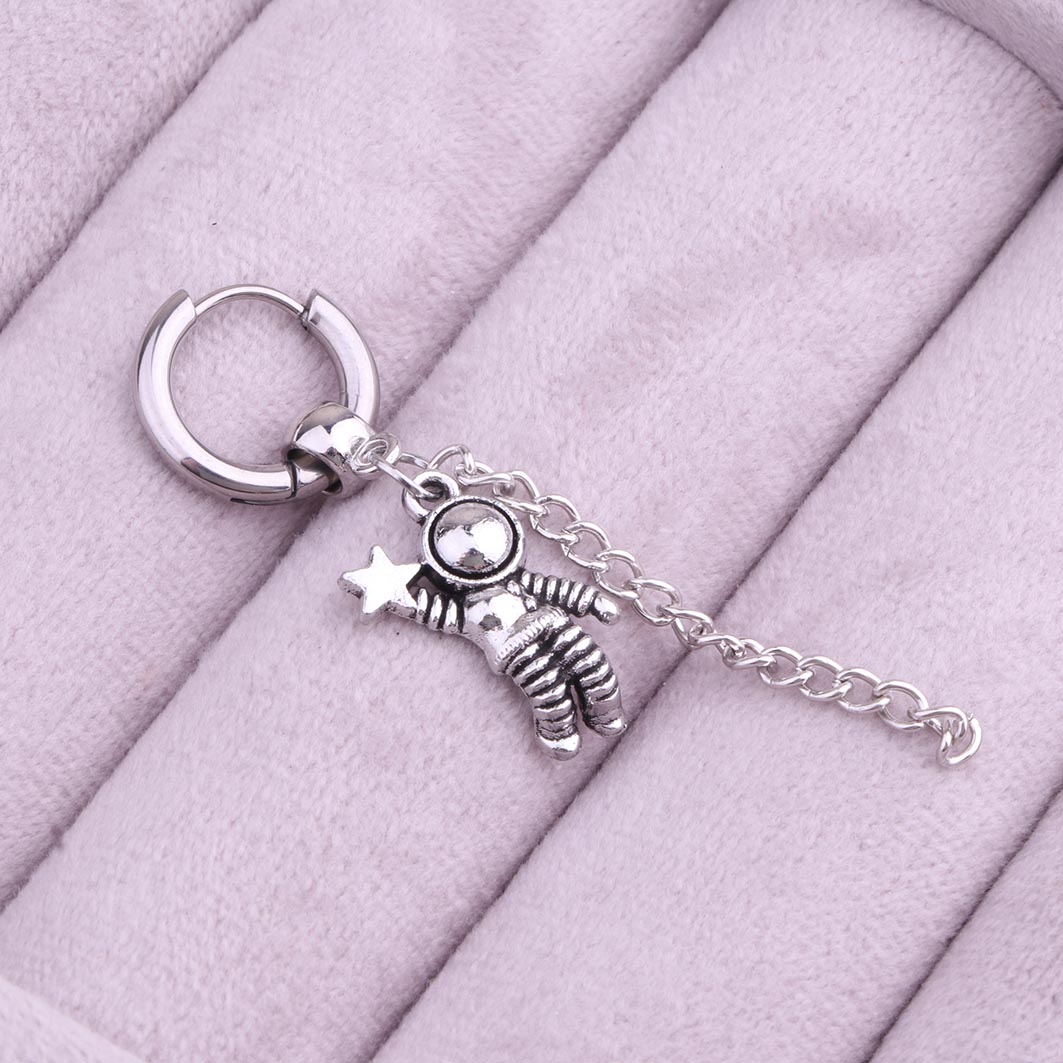گوشواره حلقه ای با آویز فضانورد