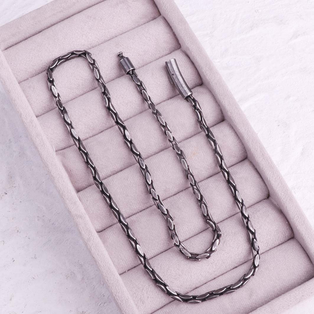 گردنبند استیل کارتیه گندمی تخت مردانه سیاه قلم با قفل اصلی - Cartier