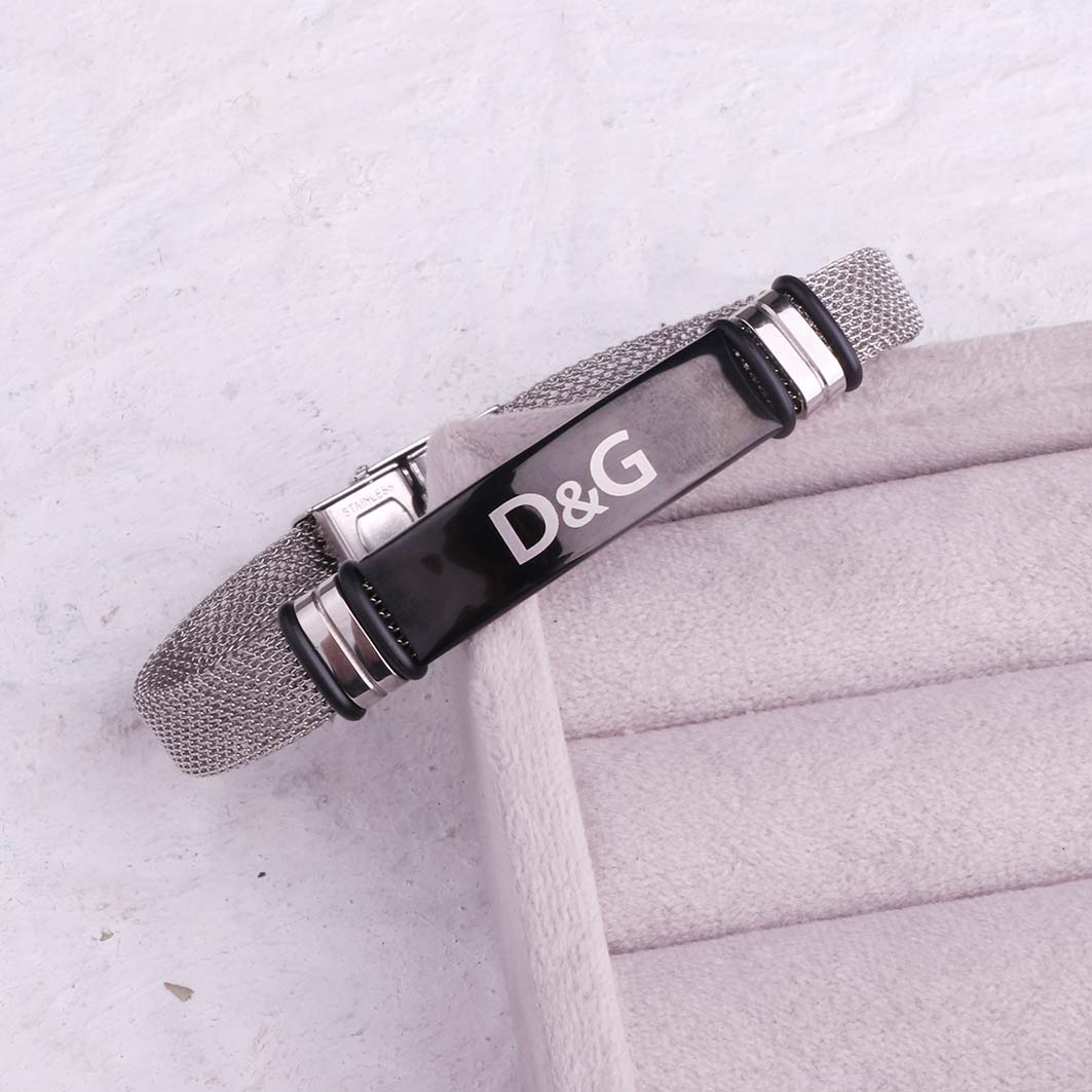 دستبند استیل پلاک دار حصیری D&G